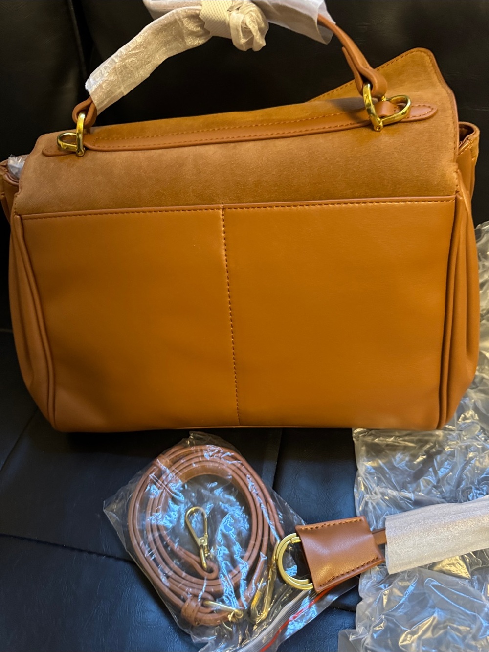 Suede Shoulder Bag in Tan - Classic Women’s Handbag- brand new , never used! - Picture 10 of 11